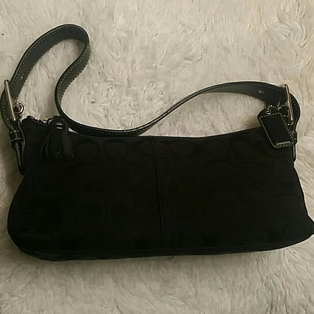 Coach Signature "C" Bag in Black
